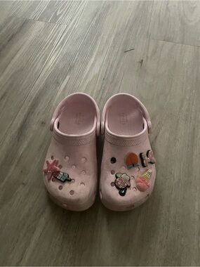 Kids Pink Clogs with Fun Charms